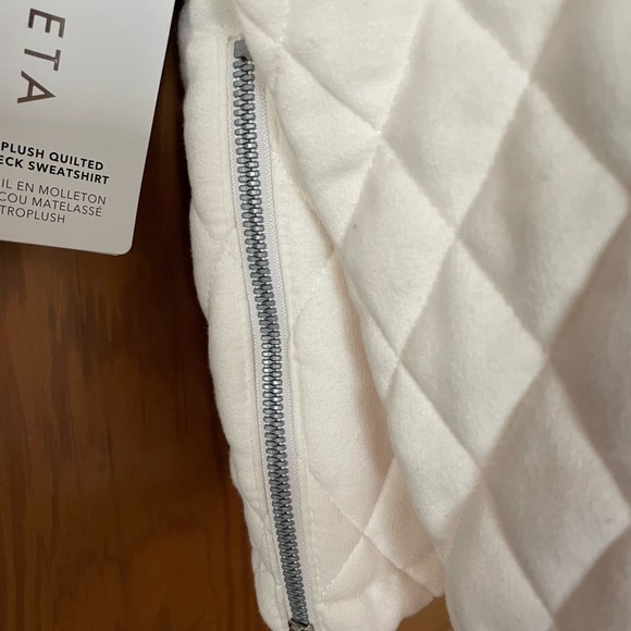NWT Athleta Retroplush Quilted LS Crewneck Sweatshirt, Off-White, XS - Picture 9 of 10